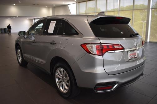 Lunar Silver Metallic 2017 Acura RDX Technology Package