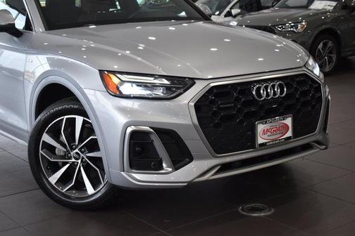 2022 Audi Q5 45 S line Premium Plus