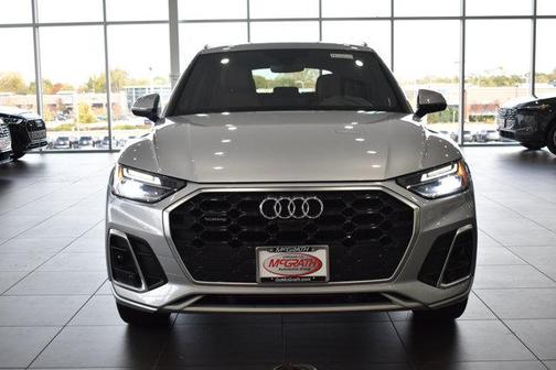 2022 Audi Q5 45 S line Premium Plus