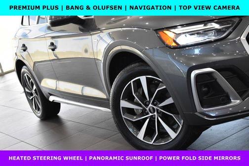 2022 Audi Q5 45 S line Premium Plus