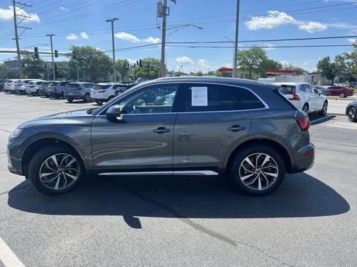 2022 Audi Q5 45 S line Premium Plus