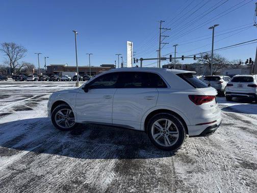 2022 Audi Q3 45 S line Premium Plus