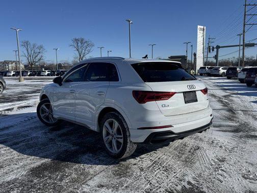 2022 Audi Q3 45 S line Premium Plus