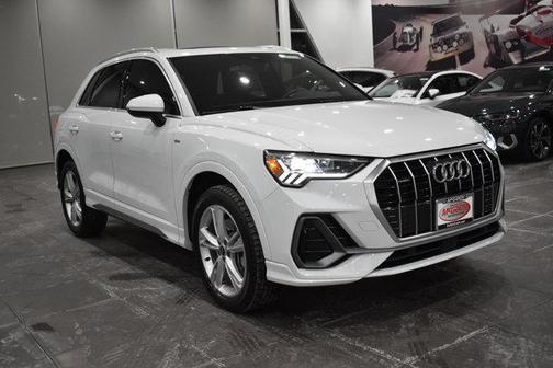 2022 Audi Q3 45 S line Premium Plus