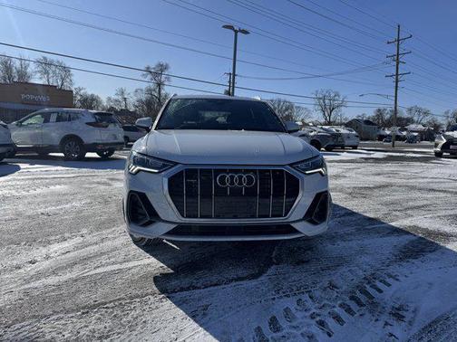 2022 Audi Q3 45 S line Premium Plus