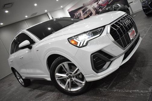2022 Audi Q3 45 S line Premium Plus