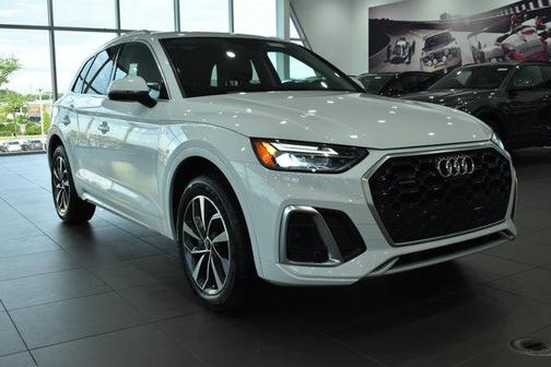 2023 Audi Q5 45 S line Premium Plus