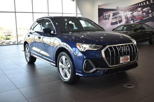 2023 Audi Q3 45 S line Premium Plus
