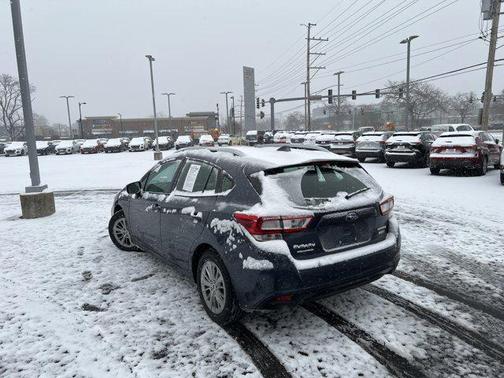 2017 Subaru Impreza 2.0i Premium
