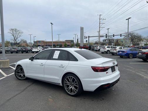 2023 Audi S4 Premium Plus TFSI quattro Tiptronic