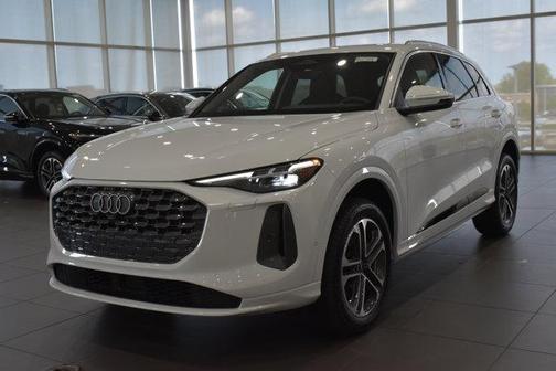 2025 Audi Q5 Premium Plus
