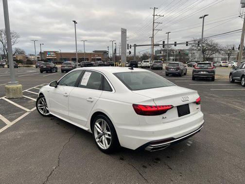 2022 Audi A4 45 S line Premium Plus