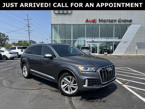 2022 Audi Q7 45 Premium Plus