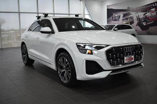 2025 Audi Q8 55 Premium