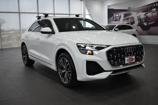 Carrara White 2025 Audi Q8 55 Premium