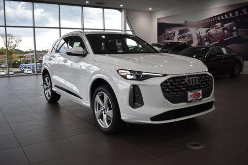 2025 Audi Q5 Premium Plus