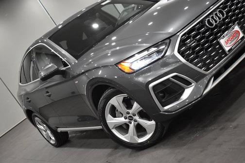 2023 Audi Q5 45 S line Premium