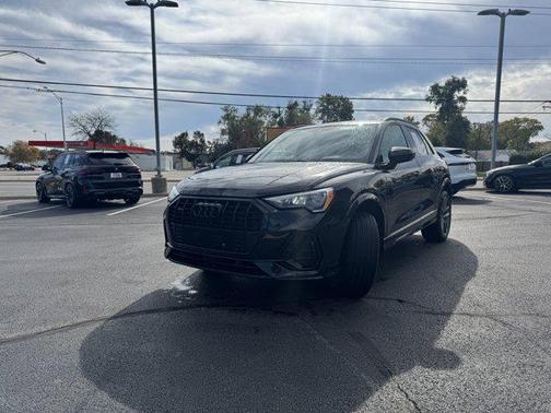 2022 Audi Q3 45 S line Premium
