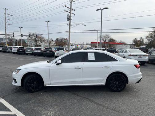 2022 Audi A4 40 Premium