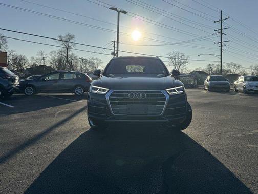 2018 Audi Q5 2.0T Premium Plus