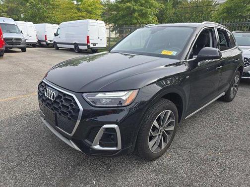 2023 Audi Q5 45 S line Premium