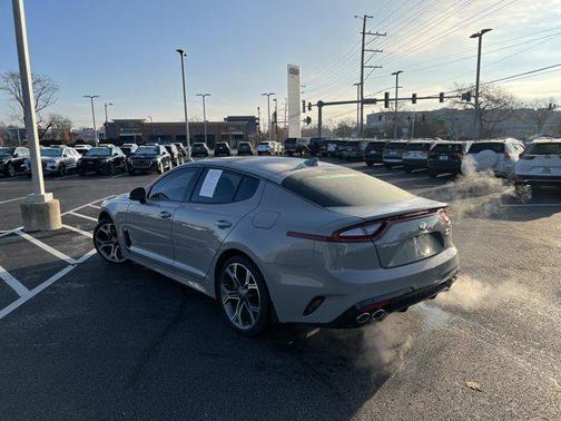2019 Kia Stinger GT1