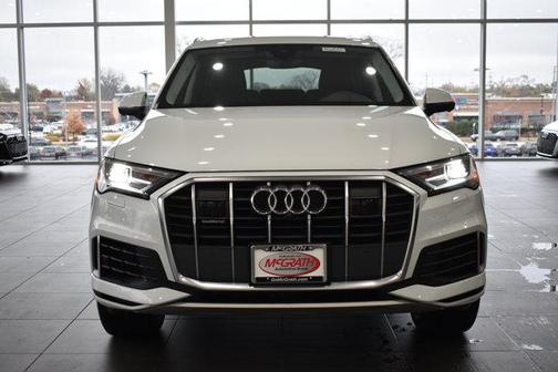 2022 Audi Q7 55 Premium Plus