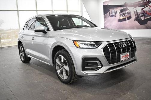 2023 Audi Q5 40 Premium