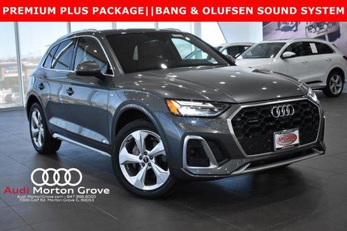 Daytona Gray Pearl Effect 2022 Audi Q5 45 S line Premium Plus