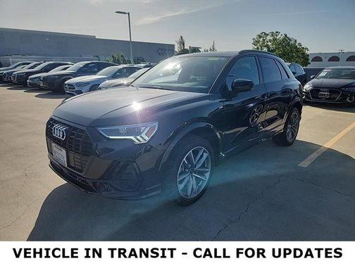 2024 Audi Q3 Premium 45 TFSI S line quattro Tiptronic