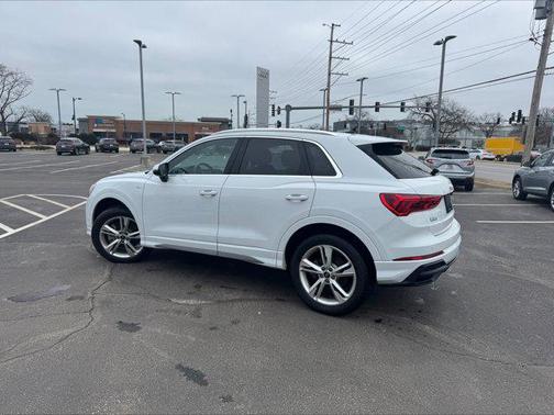 2023 Audi Q3 45 S line Premium Plus
