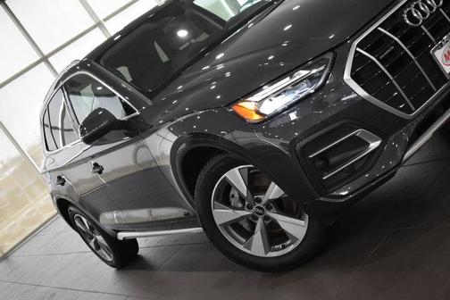 2023 Audi Q5 40 Premium Plus