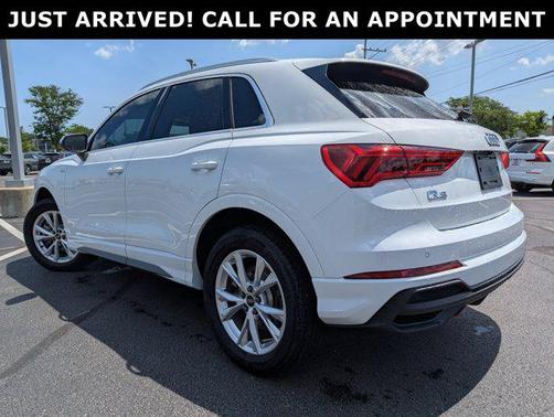 2024 Audi Q3 Premium 45 TFSI S line quattro Tiptronic