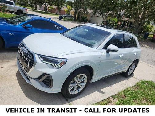 2024 Audi Q3 Premium 45 TFSI S line quattro Tiptronic