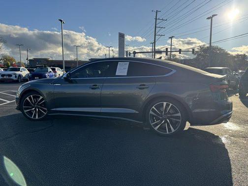 2022 Audi S5 Premium Plus TFSI quattro Tiptronic