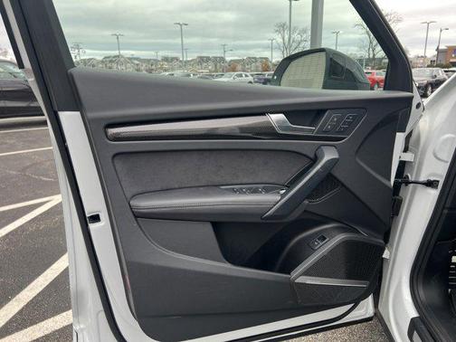 2024 Audi SQ5 3.0T Premium Plus