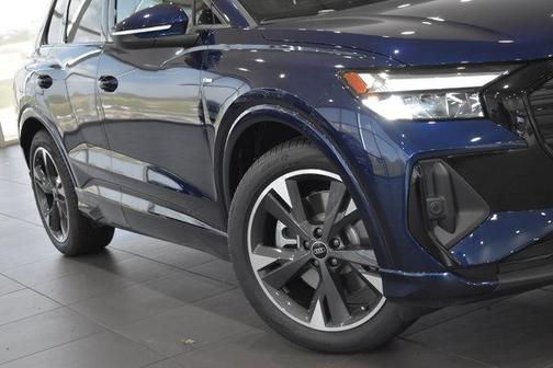 2025 Audi Q4 e-tron Premium Plus 55 quattro