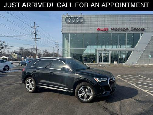 2023 Audi Q3 45 S line Premium Plus