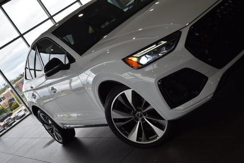 2023 Audi SQ5 3.0T Premium Plus