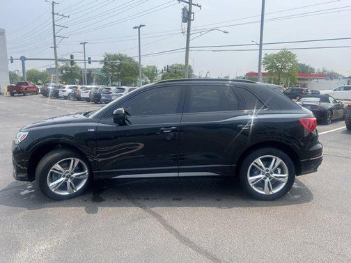2022 Audi Q3 45 S line Premium Plus
