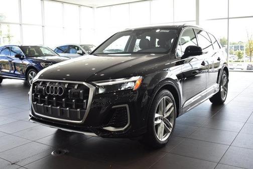 2025 Audi Q7 55 Premium Plus