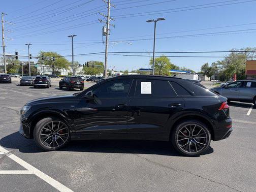 Mythos Black Metallic 2023 Audi Q8 55 Prestige