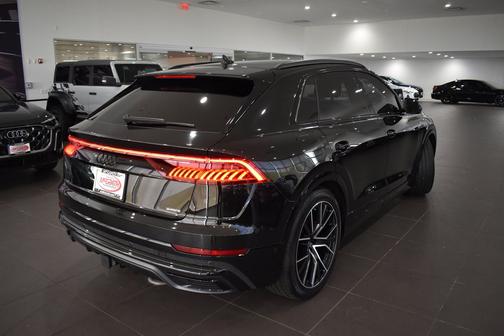 Mythos Black Metallic 2023 Audi Q8 55 Prestige