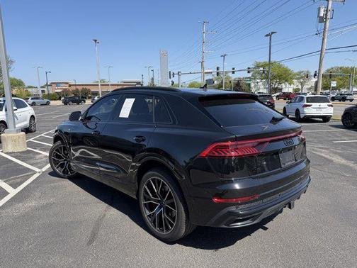 Mythos Black Metallic 2023 Audi Q8 55 Prestige