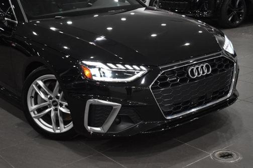 2023 Audi A4 45 S line Premium Plus