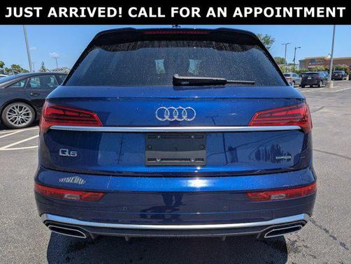 2022 Audi Q5 45 S line Premium Plus
