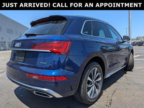 2022 Audi Q5 45 S line Premium Plus