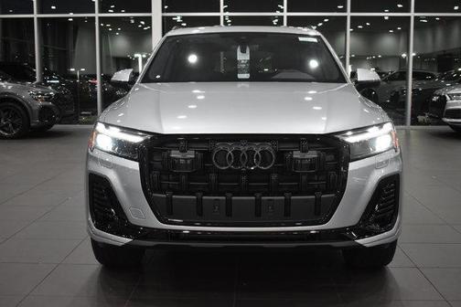 2026 Audi Q7 45 Premium Plus