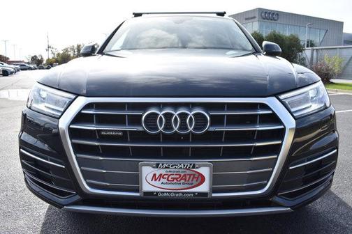 Photo 3 of 47 of 2019 Audi Q5 2.0T Premium