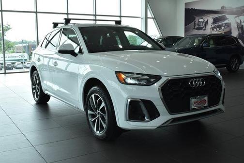 2023 Audi Q5 45 S line Premium Plus